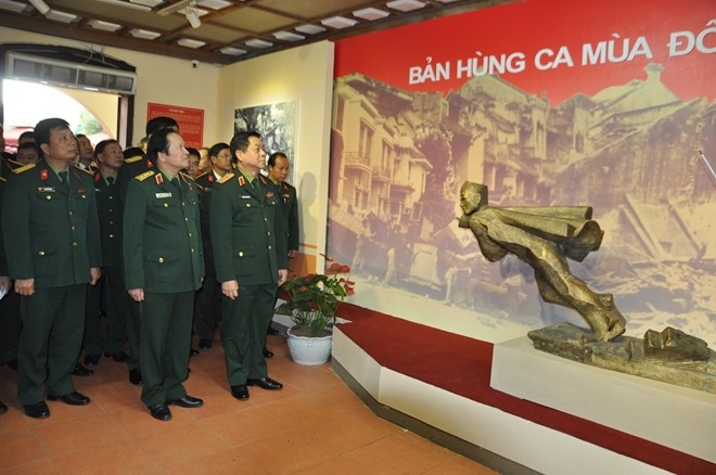 Khai mạc triển lãm “Bản hùng ca Mùa Đông năm 1946” - ảnh 1